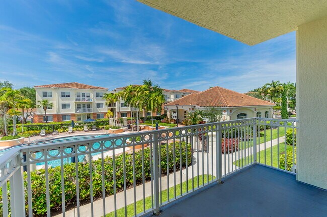 Building Photo - 9901 Baywinds Blvd