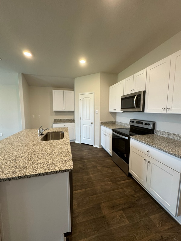 Building Photo - 408 Chaco Lp