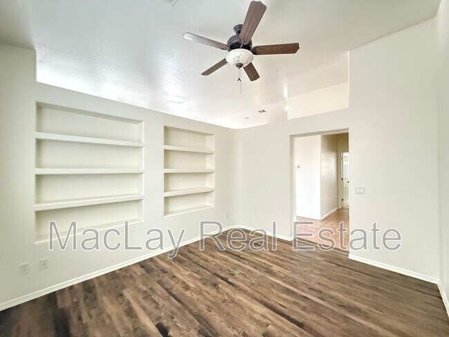 Building Photo - 8311 S 23rd Pl