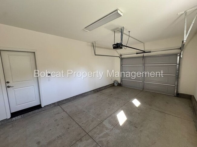 Building Photo - 1226 Saltern Dr