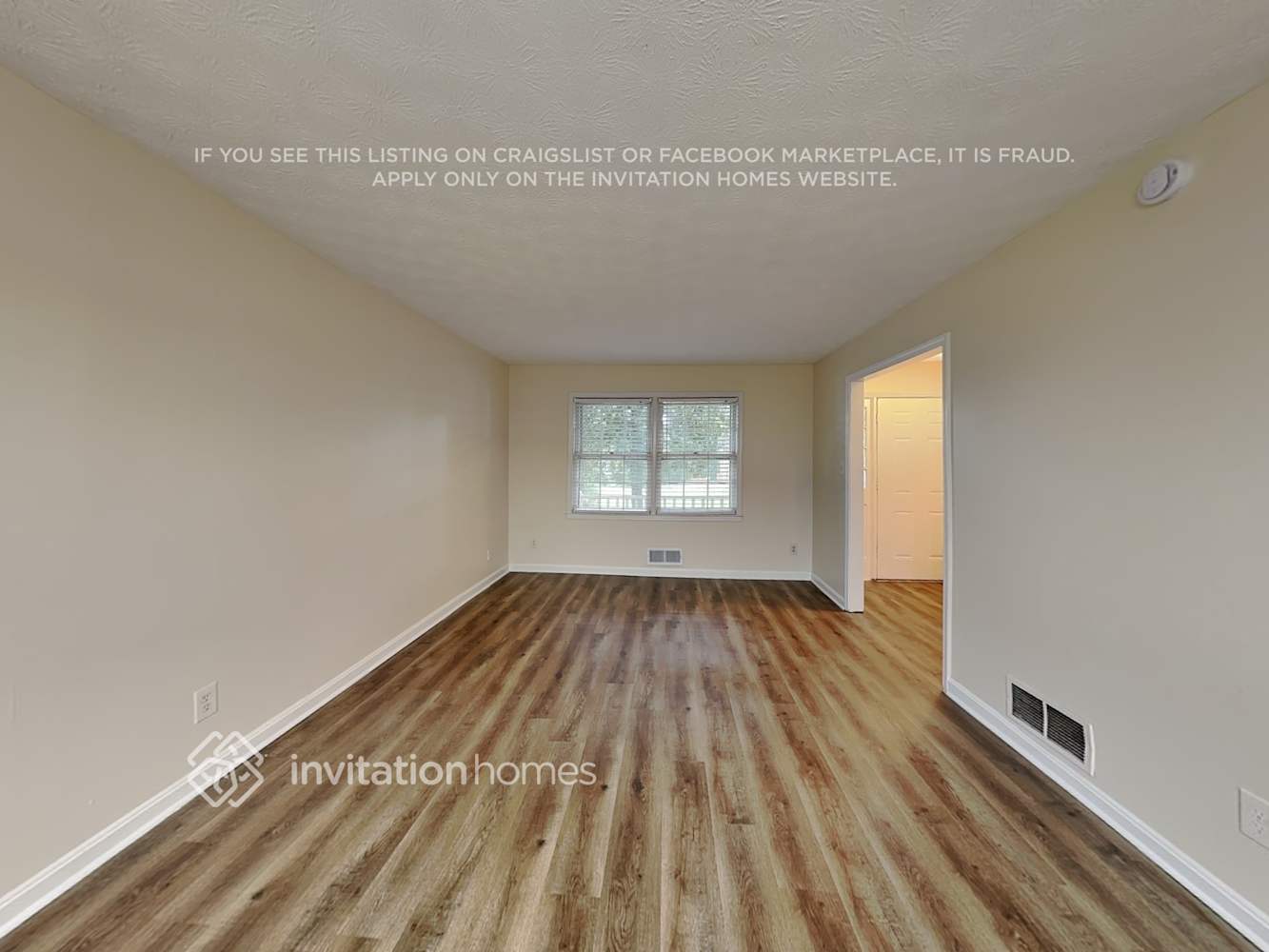 Building Photo - 1569 Briarwood Ln SW