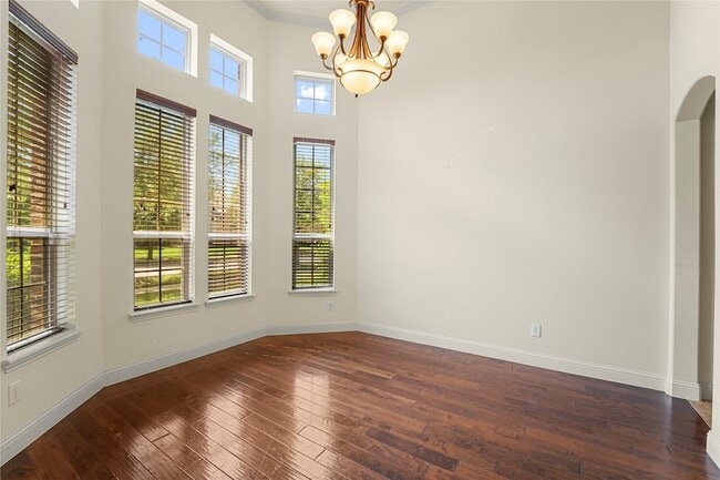 Building Photo - 12848 Walnut Ridge Dr