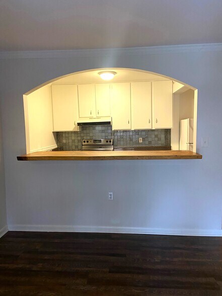 Building Photo - 2812 Georgetown Dr