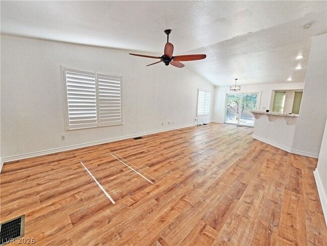 Building Photo - 5945 Badlands Ln