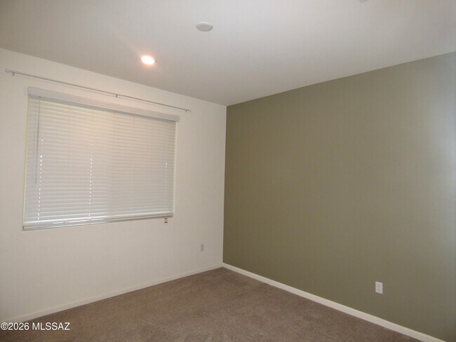 Building Photo - 12850 E Quail Wash Canyon Ln