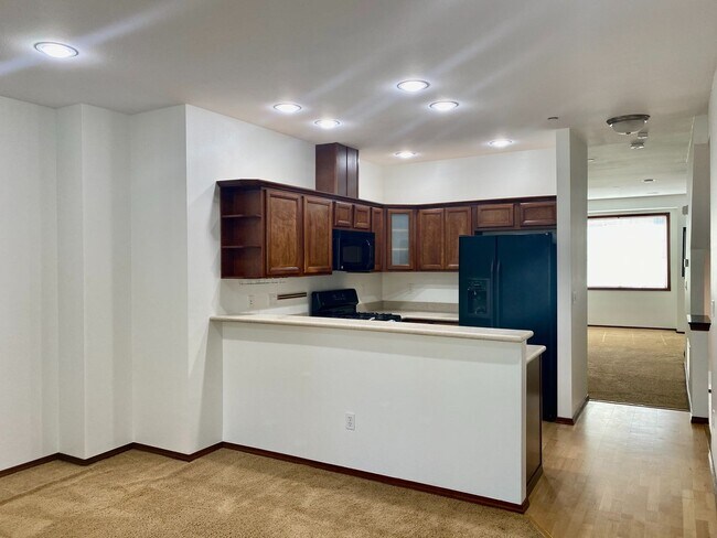 Building Photo - Bothell Townhome.......