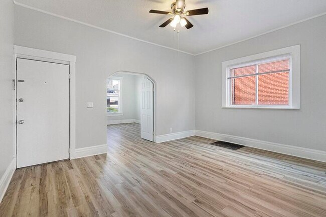 Building Photo - 536 S 30th St