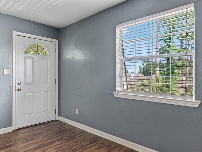 Building Photo - 502 McKeithan St