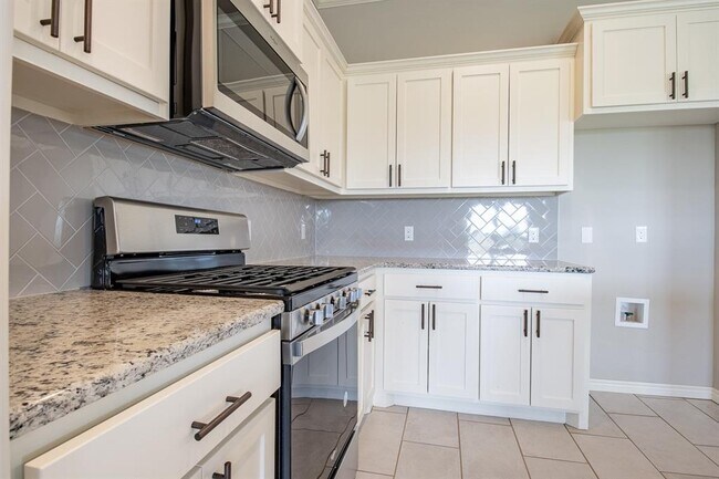 Building Photo - 495 Cherrybark Dr