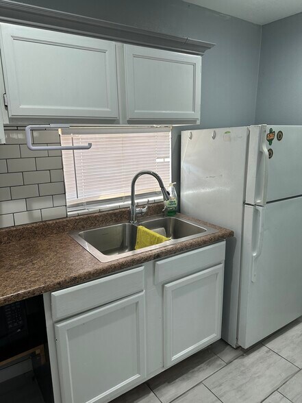 Building Photo - 5724 N 36th Dr