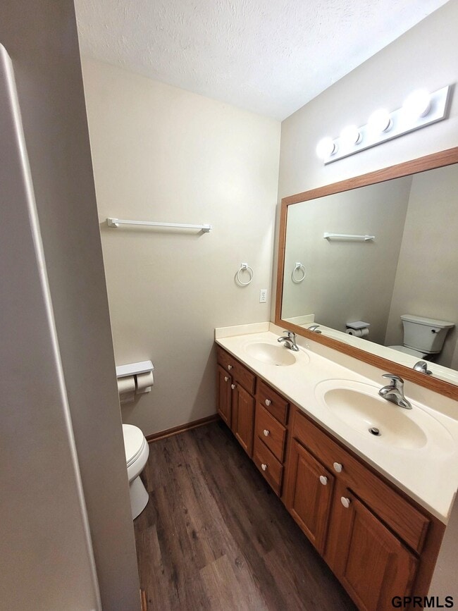 Building Photo - 13520 Westport Cir