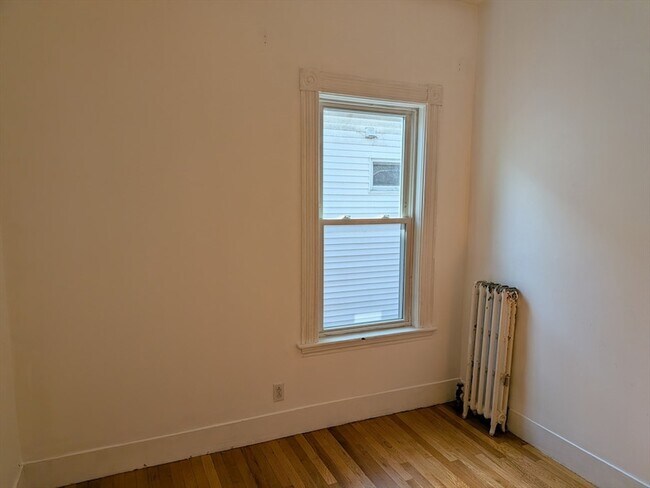 Building Photo - 12 Newbern Ave
