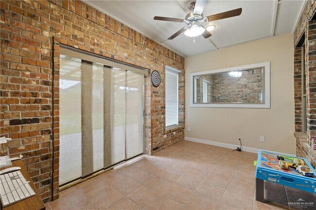 Building Photo - 26 Santa Inez St