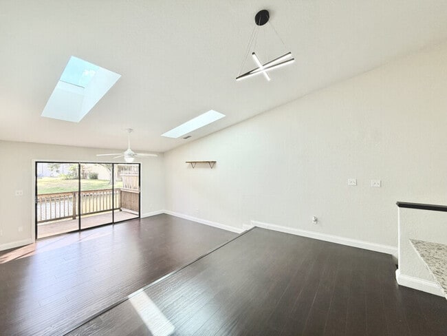 Building Photo - 6388 93rd Terrace N