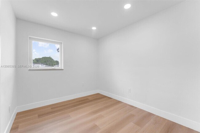 Building Photo - 17915 NW 43rd Ct