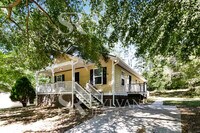 Building Photo - Coming HOME never felt so good!