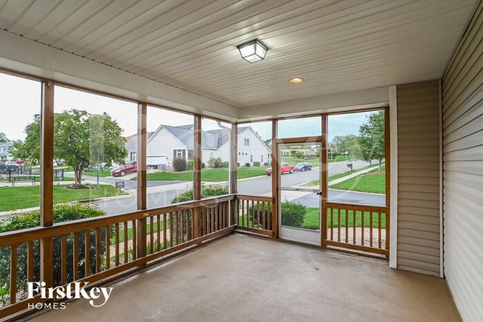Building Photo - 5001 Fountainbrook Dr