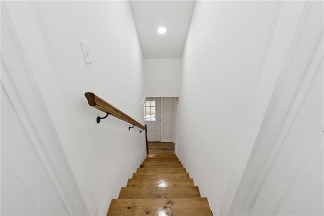 Building Photo - 107 Hughey St