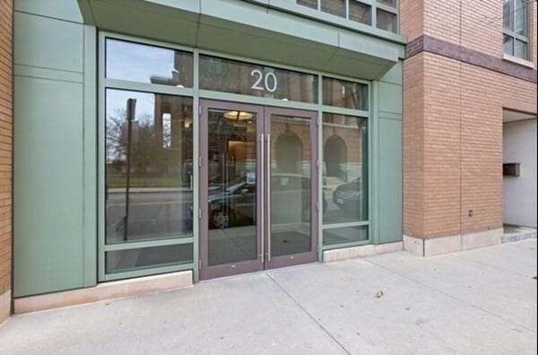 Building Photo - 20 2nd St