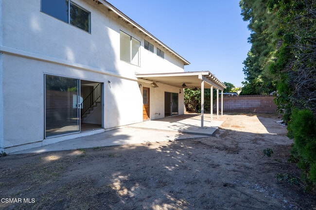 Building Photo - 2442 N Alden St
