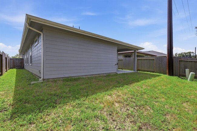 Building Photo - 12914 Wempe Wy