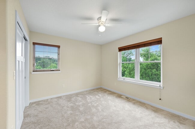 Building Photo - 2905 N 186th St