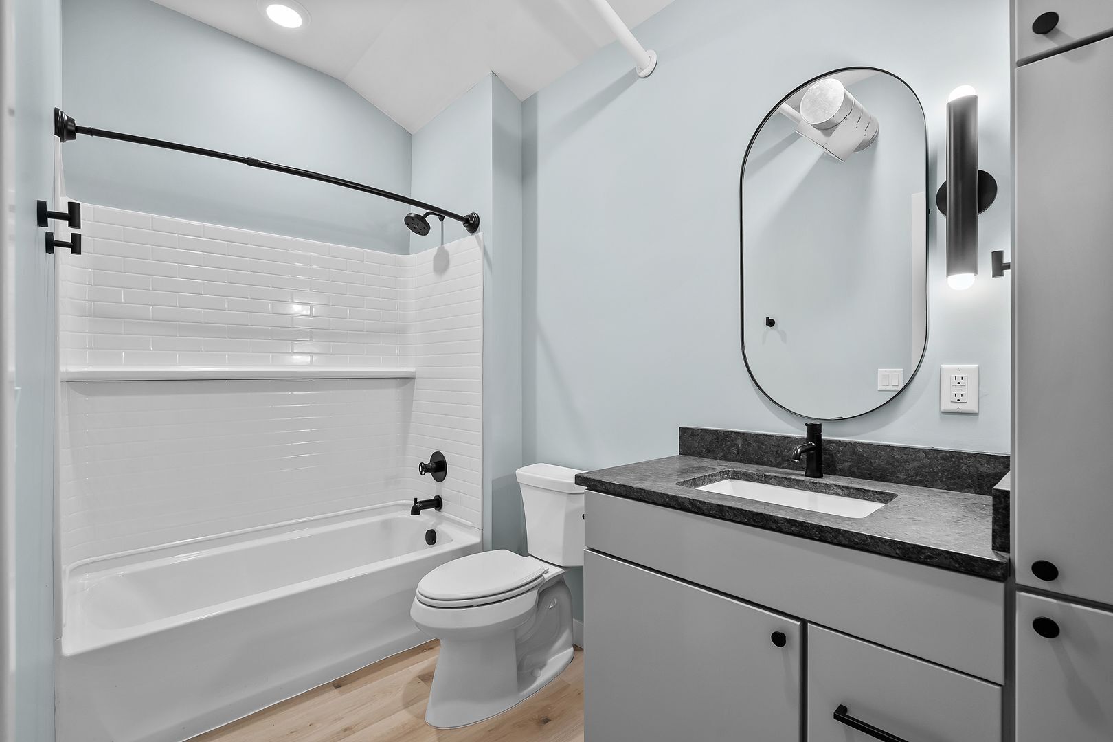 Building Photo - 266 E Michigan Ave