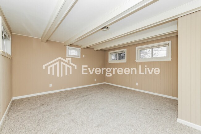 Building Photo - Coming Soon!