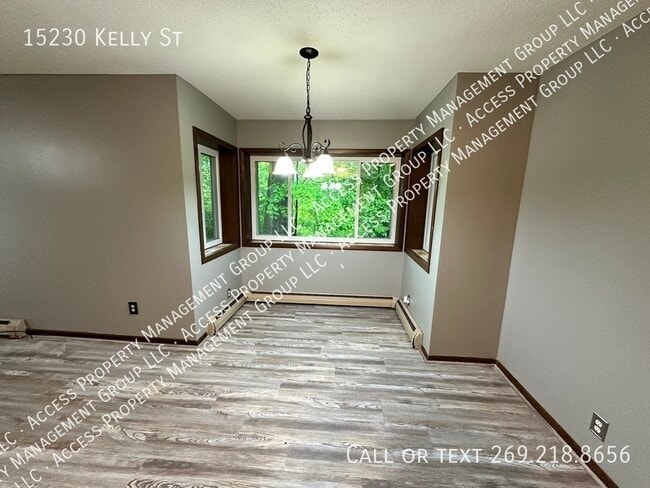 Building Photo - 15230 Kelly St