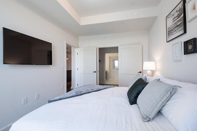 Building Photo - 70 N Street Southeast-SI FL11-ID1587686P