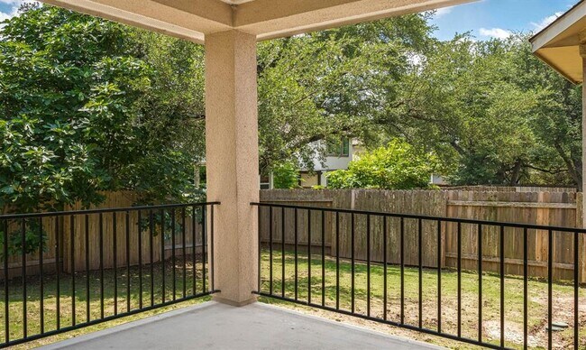 Building Photo - 5809 Viejo Dr