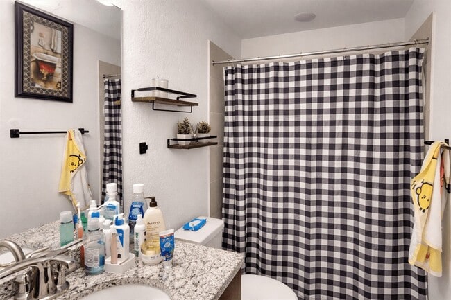 Building Photo - 31606 Roldan Ln