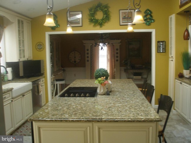 Building Photo - 106 Jacobs Creek Rd