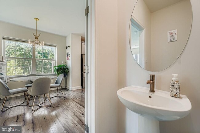 Building Photo - 7588 Warburg Way