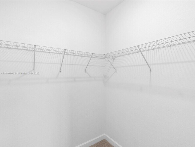 Building Photo - 106 SW 184th Ave