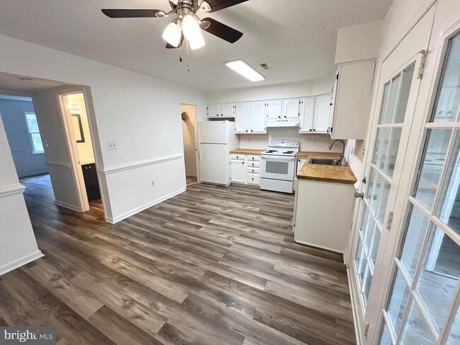 Building Photo - 255 Farrell Ln