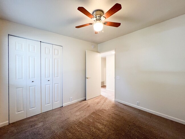 Building Photo - Spacious 3 Bed 2 Bath Home