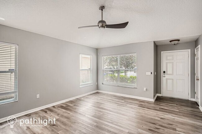 Building Photo - 10434 Frog Pond Dr