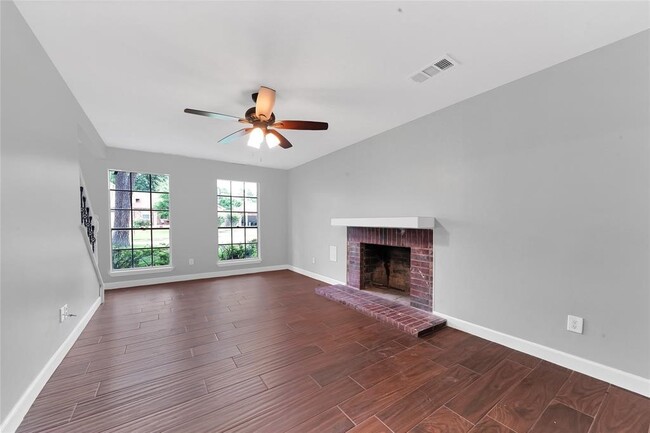 Building Photo - 18035 Rolling Creek Dr