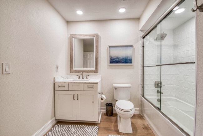 Building Photo - 779 Windermere Way