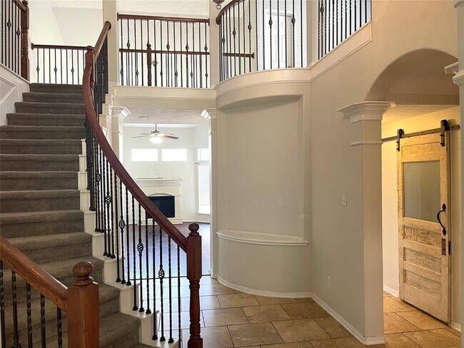 Building Photo - 6411 Virginia Fields Dr