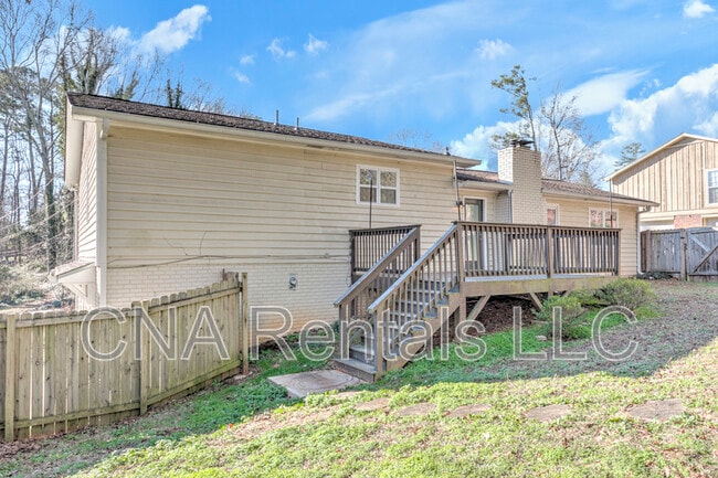 Building Photo - 3290 Forest Creek Dr SW