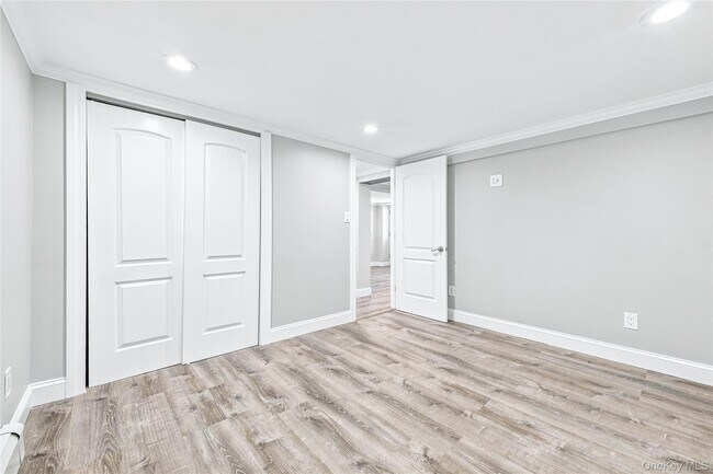 Building Photo - 131 N Coleman Rd