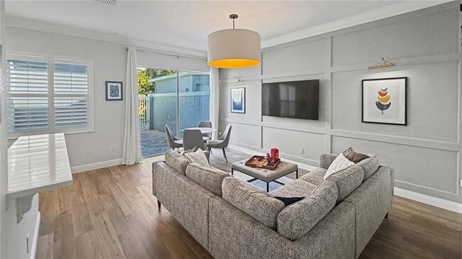 Building Photo - 6673 Helmsley Cir