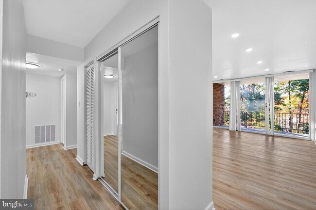 Building Photo - 8481 Greenbelt Rd