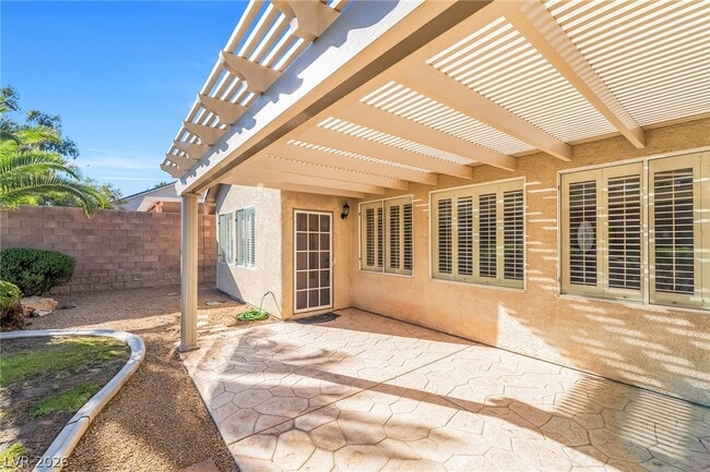 Building Photo - 2298 Tedesca Dr