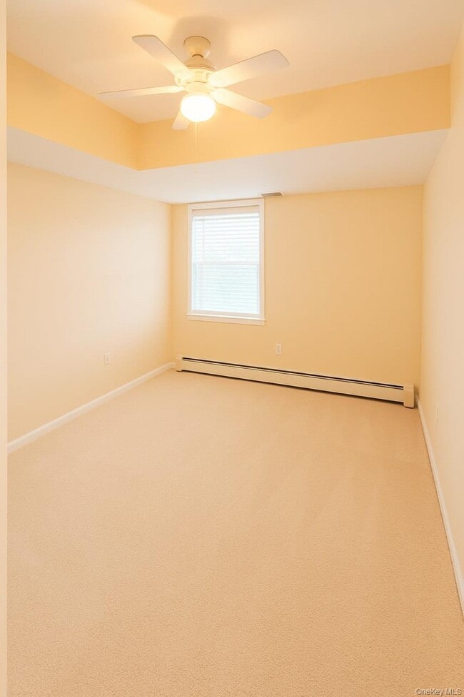 Building Photo - 10 Ashlyn Dr