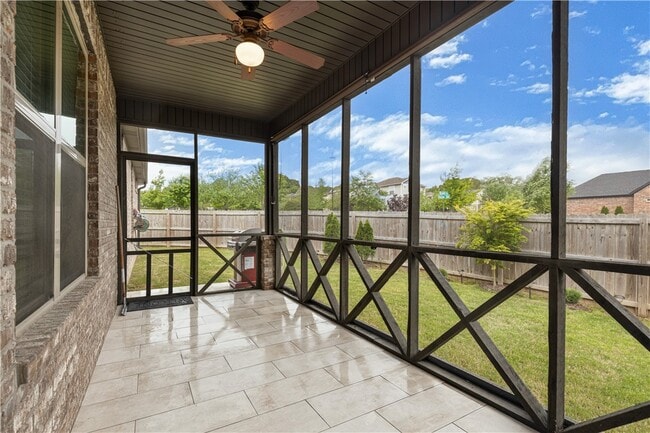 Building Photo - 2630 E Bayside Xing