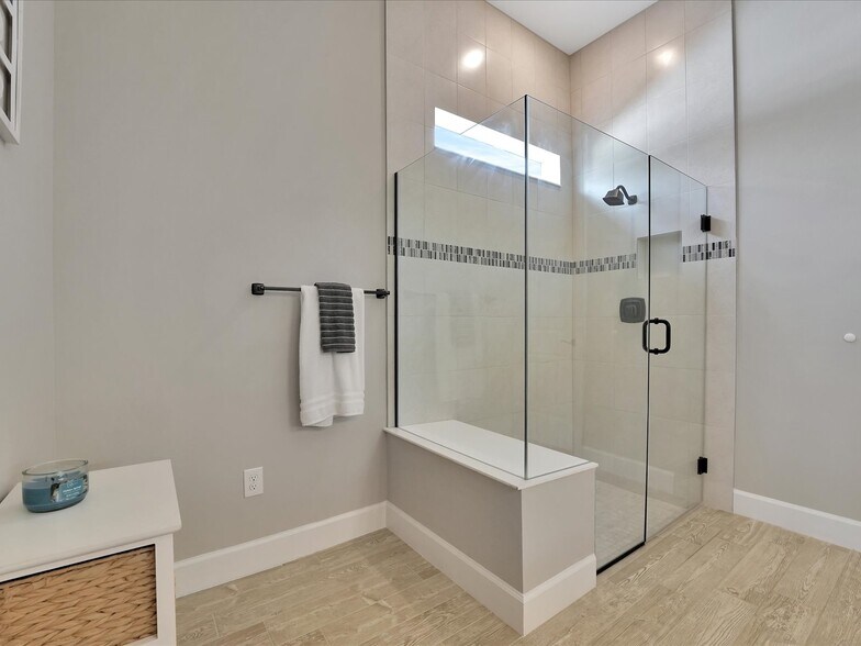 Building Photo - 25509 Royal Tern Ln