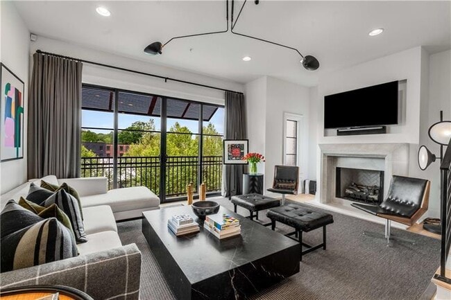 Building Photo - 661 Auburn Ave NE